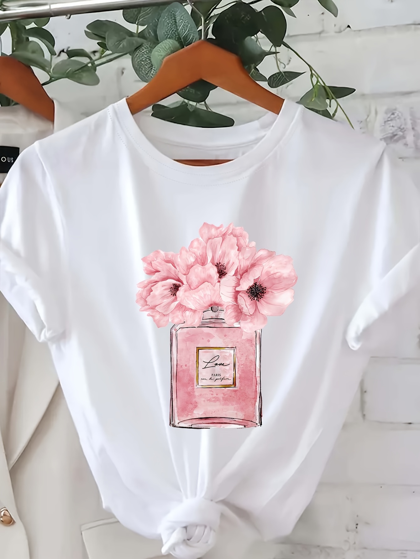 Summer Clothing In Paris - Women'S Floral Print T-Shirt Paris Flower