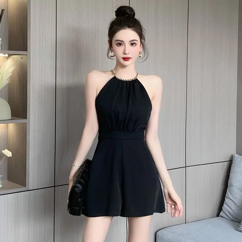 Cool White Woman Shorts Office - đánh giá và giá Summer Clothing Trends 2025