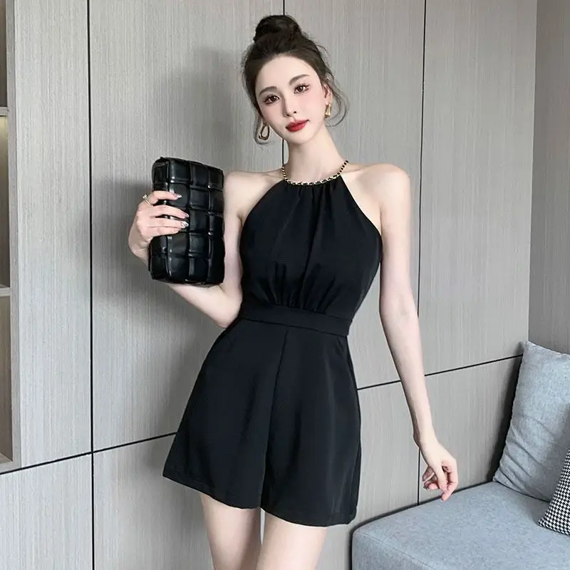 Cool White Woman Shorts Office - đánh giá và giá Summer Clothing Trends 2025